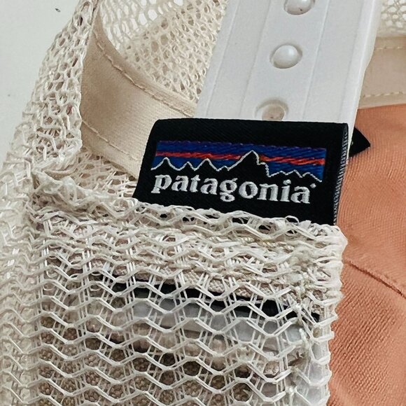 Patagonia Bear Trucker Hat With Mesh Back & Adjustable Strap One Size Fits All - Picture 7 of 15